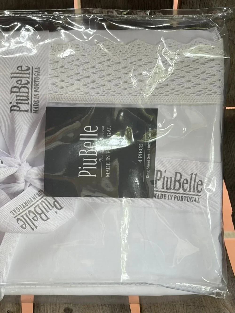 Piubelle questions leave